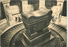 CPSM Paris et ses merveilles Le Tombeau de Napoleon