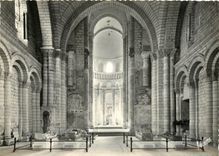 CPSM Fontevrault (Maine et Loire) L'abbaye choeur de l'eglise abbatiale (XIIe s)
