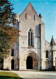 CPSM Fontgombault (Indre) Facade de l'Eglise abbatiale XIIe s