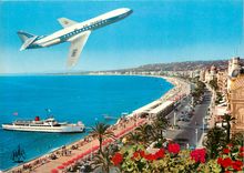 CPSM Cote d'Azur Nice La Promenade des Anglais survolee par Caravelle