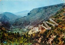 CPSM Sospel (A Mmes) alt 365 m les Lacets du Col de Braus