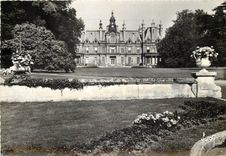 CPSM Sanatarium Fernant Bezancon St Martin du Tertre (S et O) Le chateau