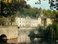 CPSM Vallee de la Dronne Brantome (Dordogne) Le pont Coude et l'abaye suivant la tradition fondee pa