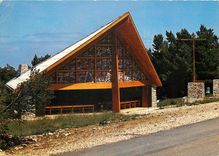 CPSM Le Ventoux La chapelle Oecumemique du Mont Serein alt 1500 m