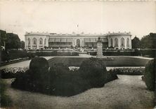 CPSM Deauville la plage fleurie le casino et les jardins