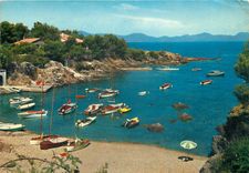 CPSM La Cote d'Azur Les Issambres (Var) Calanque du Grand Ferreil