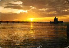 CPSM Le charente Maritime Le Pont Viaduc d'Oleron reliant l'ile au continent (long 3077 m)
