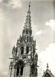 CPSM Chartres (E et L) La fleche Nord de la Cathedrale