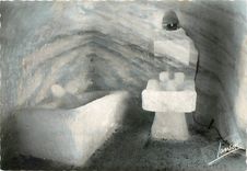 CPSM Chamonix Montenvers (Hte Savoie) alt 1050 m la Grotte de la Mer de Glace La Salle de Bains