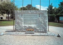 CPSM Chambois (Orne) Le monument en hommage des dernieres heures de la Bataille de Normandie