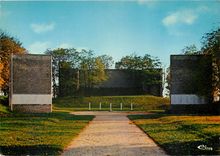 CPSM Dijon (C d'Or) Memorial des Fusille 1940 1944