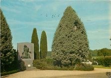 CPSM Mussidan (Dordogne) Monument des Fusilles