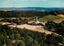 CPSM Besancon (Doubs) vue aerienne le monument de la Liberation