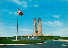 CPSM Vimy (P de C) Le monument Canadien