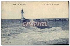 CPA Le Treport la Jetee par mer houleuse 