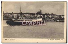 CPA Dieppe le Brighton rentrant au port 