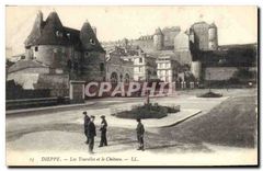 CPA Dieppe Les Tourelles et le Chateau 