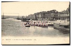 CPA Rouen La Seine et le Pont Transbordeur Bateaux