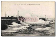 CPA Le Havre Effet de Vague a la Nouvelle Jetee 