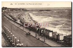 CPA Le Havre la plage par Gros temps 