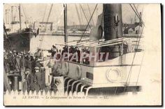 CPA Le Havre le Debarquement du bateau de Trouville 
