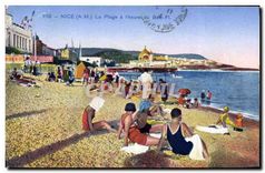 CPA Nice A M la plage a l'heure du Bain Fl 
