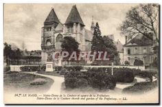 CPA Le Mans Notre Dame de la Couture et square de la Prefecture 