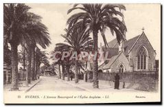 CPA Hyeres L'Avenue Beauregard et l'Eglise Anglaise 
