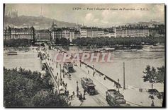 CPA Lyon Pont Lafayette et coteau de Fourviere Tramway