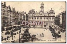 CPA Lyon Place des Terreaux 