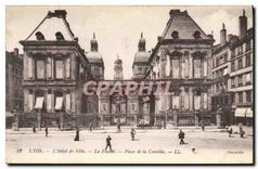 CPA Lyon L'Hotel de Ville La Facade Place de la Comedie 