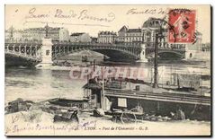 CPA Lyon Pont de l'Universite Bateau Peniche