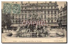 CPA Lyon La Fontaine Bartholdi Place des Terreaux 