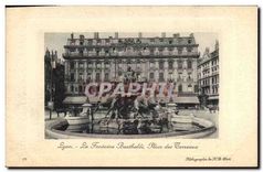 CPA Lyon La Fontaine Bartholdi Place des Terreaux 