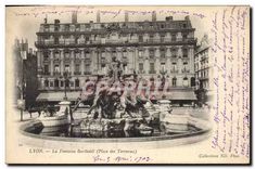 CPA Lyon La Fontaine Bartholdi Place des Terreaux 