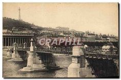 CPA Belle Jardiniere Rue du Poet Neue Paris Succursale Lyon Rue de la Republique 