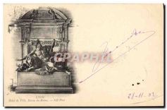 CPA Lyon Hotel de Ville Statue du Rhone 