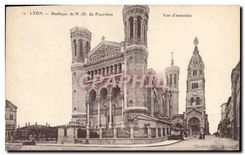 CPA Lyon Basilique de Notre Dame de Fourviere Vue d'ensemble 