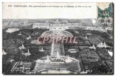 CPA Versailles Vue generale prise a vol d'oiseau sur le Chateau le Parc et la Ville