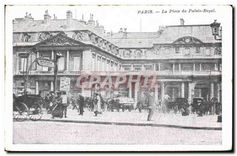 CPA Paris La Place du Palais Royal