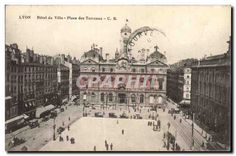 CPA Lyon Hotel de Ville Place des Terreaux