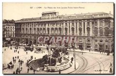 CPA Lyon Le Palais des Arts (ancien Palais Saint Pierre)