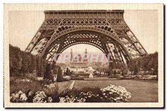 CPA Les Petits Tableaux de Paris les jardins pres de la tour Eiffel au dernier plan le Trocadero 