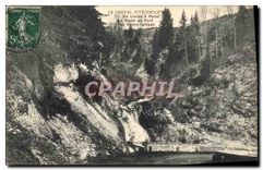 CPA Le Cantal Pittoresque du Lioran a Murat la route au pont de Pierre Taillade 