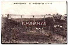 CPA Le Cantal Pittoresque Viaduc de Ribeyres pres Aurillac Train
