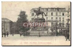 CPA Lille Place Richebe le monument Faidberbe 