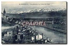 CPA Grenoble Vue generale et la Chaine des Alpes 