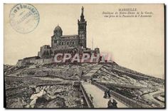 CPA Marseille Basilique de Notre Dame de la Garde vue prise de la Passerelle de l'Ascenseur 