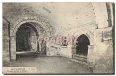 CPA Saint Victor Grande nef de la Crypte 