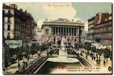 CPA Marseille Square de la Bourse et monument de Pierre Puget 